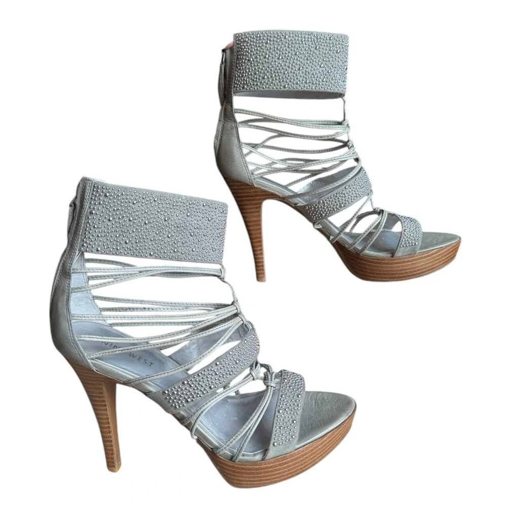 👠 NWOB! Nine West Inquisat Grey Strappy Sexy Platform Heel Women's Size 8